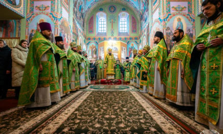 Епископ Антоний совершил Литургию в день небесной покровительницы Свято-Троицкого Мотронинского монастыря (+ВИДЕО)