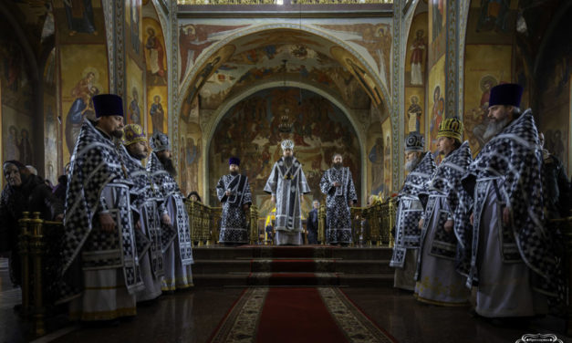 Епископ Антоний совершил Литургию Преждеосвященных Даров в Архангело-Михайловском кафедральном соборе г.Черкассы