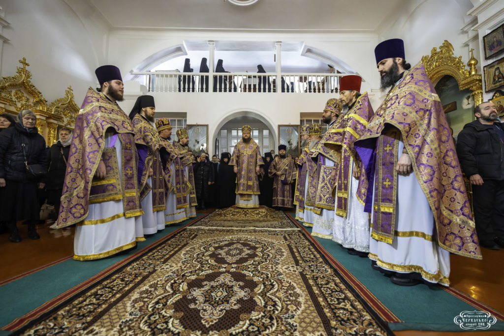 Митрополит Феодосій звершив Літургію в день пам’яті Севастійських мучеників у Красногірському монастирі (+ВІДЕО)