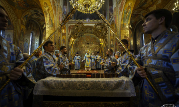 Всенощное бдение накануне Крестопоклонной Недели и праздника Благовещения Пресвятой Богородицы в кафедральном соборе г.Черкассы