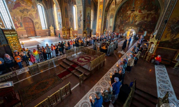Таинство Елеосвящения в Архангело-Михайловском кафедральном соборе г. Черкассы