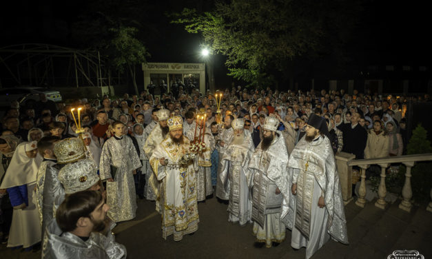 Суд дав дозвіл митрополиту Феодосію звершити службу у Пасхальну ніч