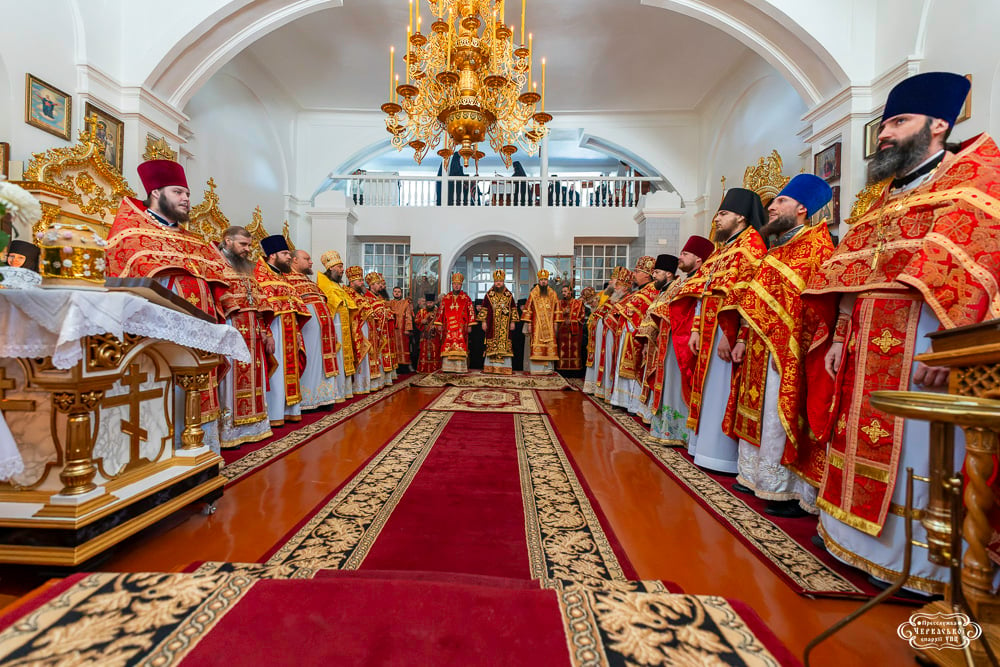 Митрополит Феодосий возглавил торжества в честь Пресвятой Богородицы в Свято-Покровском Красногорском монастыре (+ВИДЕО)