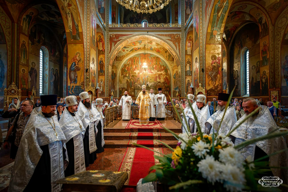 Всенощное бдение накануне Недели 7-й по Пасхе в Архангело-Михайловском кафедральном соборе г.Черкассы