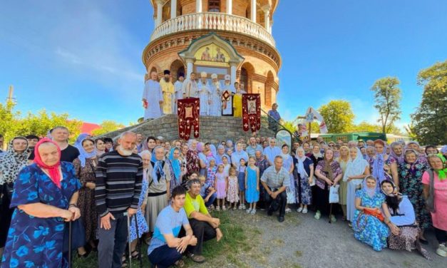 Божественна літургія в престольне свято Іоанно-Предтеченського храму с.Хутори