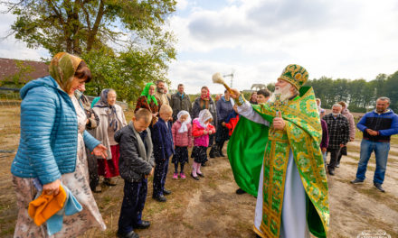 У Черкаській православній гімназії відбулося богослужіння престольного свята (+ВІДЕО)