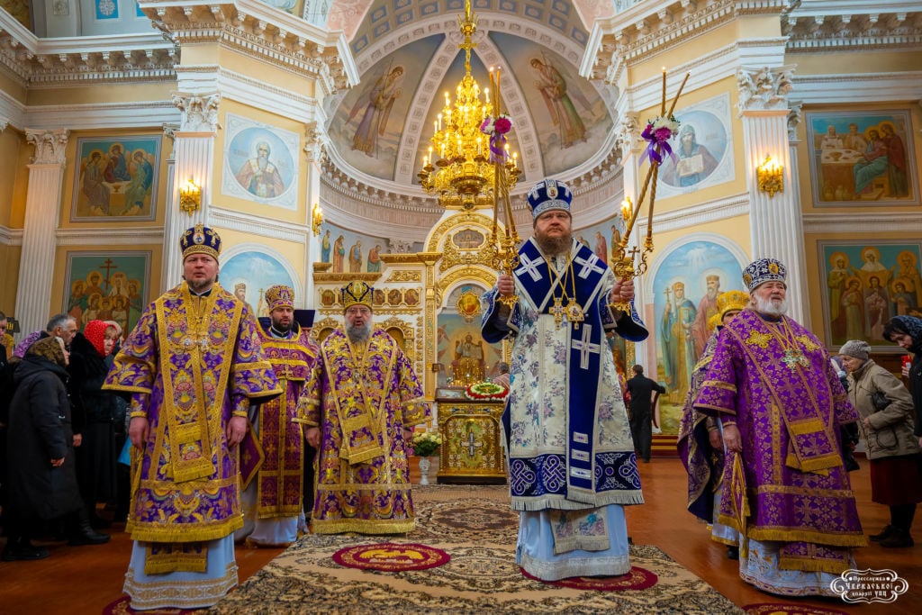 МИТРОПОЛИТ ФЕОДОСІЙ ОЧОЛИВ УРОЧИСТОСТІ В ТУЛЬЧИНСЬКІЙ ЄПАРХІЇ